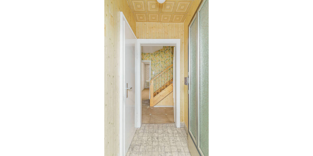 Reihenmittelhaus Würzburg Frauenland - 6 Zimmer, 104 m&sup2;, 399.000&euro; | Angebot:26797381