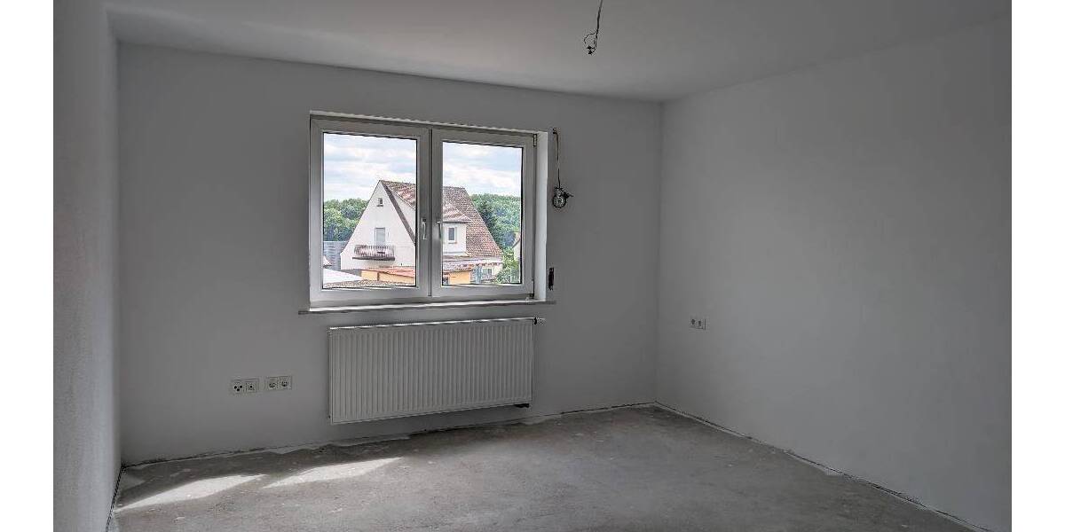 Etagenwohnung Marktbreit - 3 Zimmer, 90 m&sup2;, 900&euro; | Angebot:26910398