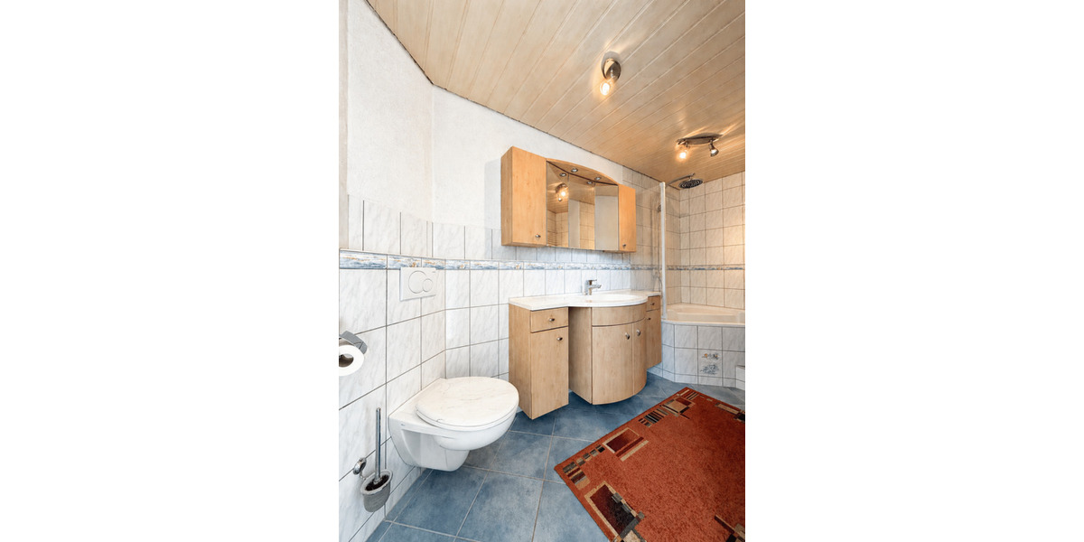 Mehrfamilienhaus, Wohnhaus Karlstadt Gambach - 3 Zimmer, 120 m&sup2;, 270.000&euro; | Angebot:26740332