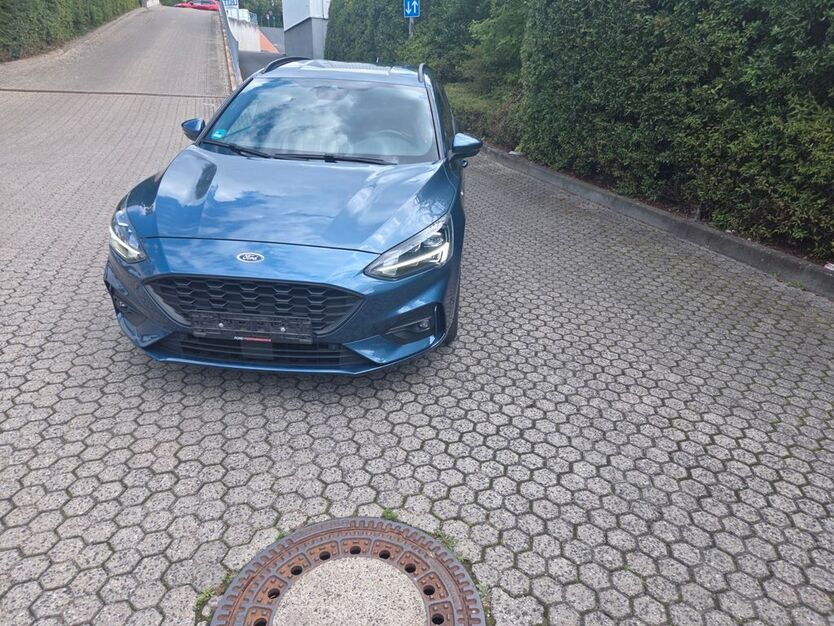 Ford Focus 51.287 km 22.000 € Retzstadt 97282