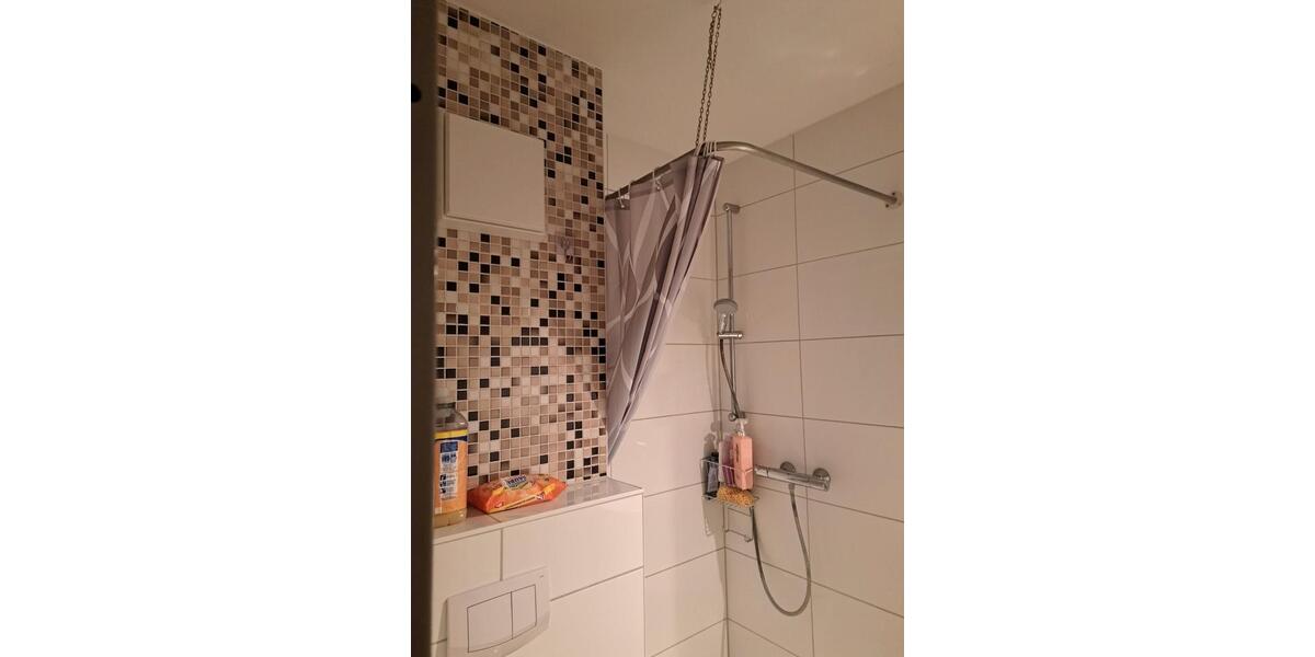Dachgeschoßwohnung Gerbrunn - 1 Zimmer, 30 m&sup2;, 420&euro; | Angebot:26566515