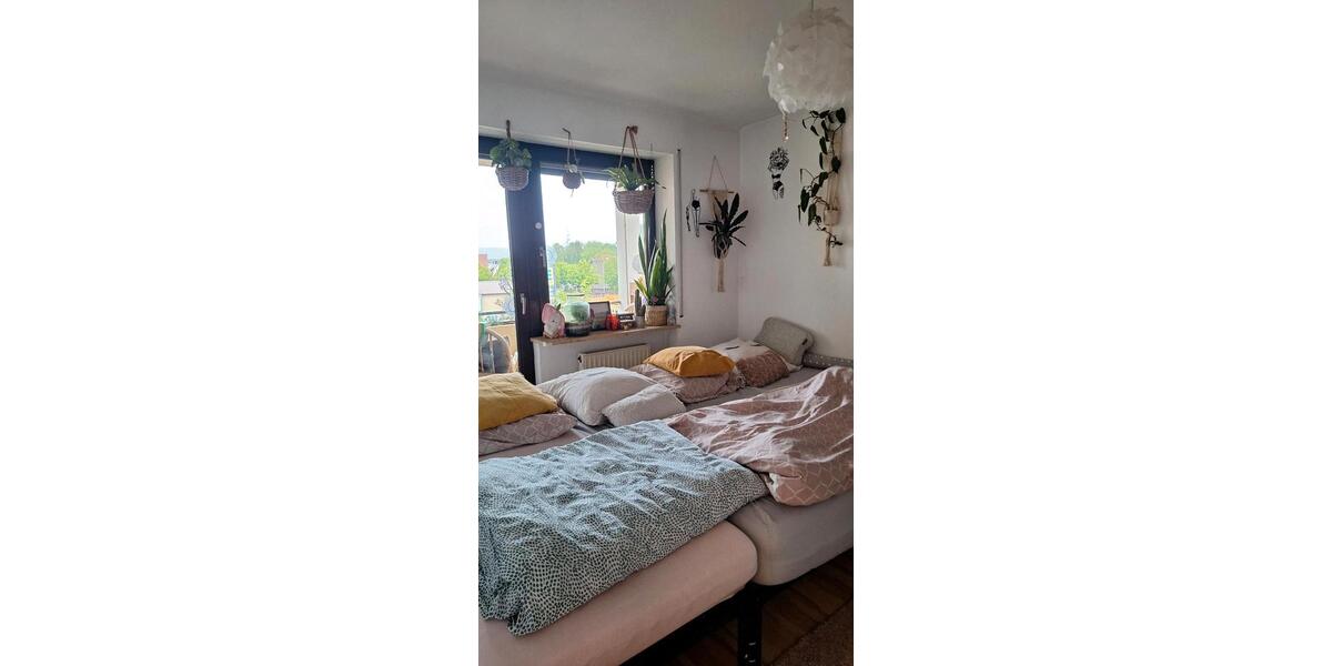 Etagenwohnung Zell am Main - 3 Zimmer, 89 m&sup2;, 1.070&euro; | Angebot:26447504