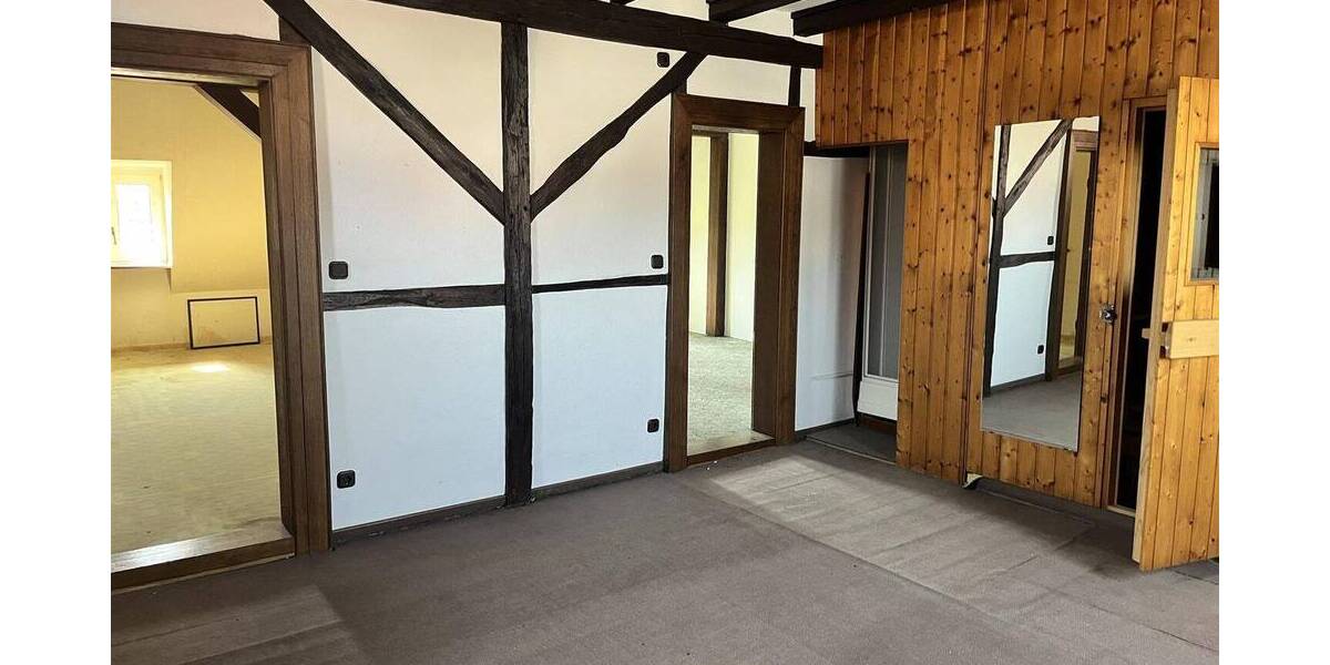 Mehrfamilienhaus, Wohnhaus Tauberbischofsheim - 8 Zimmer, 300 m&sup2;, 192.500&euro; | Angebot:25706844