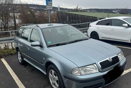 Skoda Octavia 281.200 km 1.500 &euro; Würzburg 97080
