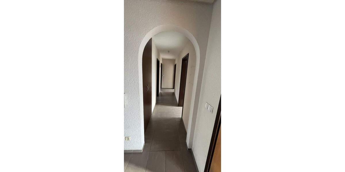 Freistehender Bungalow mit 2 Appartements 7 zimmer