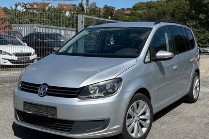 VW Touran 270.250 km 4.990 &euro; Würzburg 97076