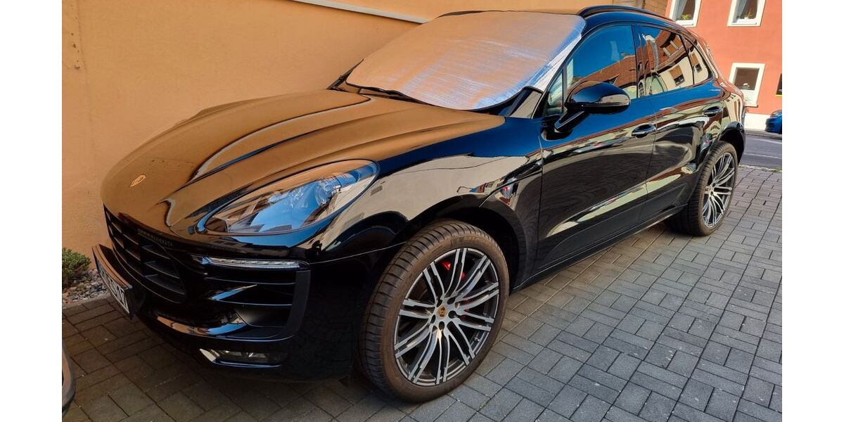 Porsche Macan 128.000 km 39.000 € Randersacker 97236