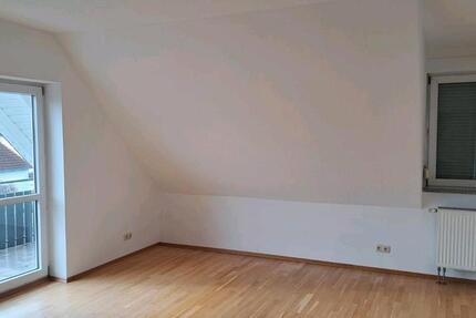 3 Zimmer Dachgeschoss Wohnung 3 zimmer