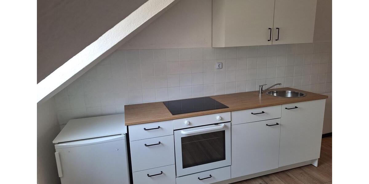 Dachgeschoßwohnung Würzburg Steinbachtal - 2 Zimmer, 62 m&sup2;, 850&euro; | Angebot:25303486