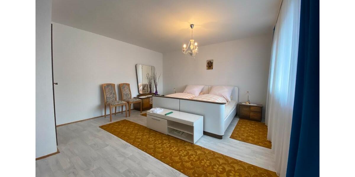 Einfamilienhaus Grünsfeld - 6 Zimmer, 170 m&sup2;, 1.600&euro; | Angebot:25018721