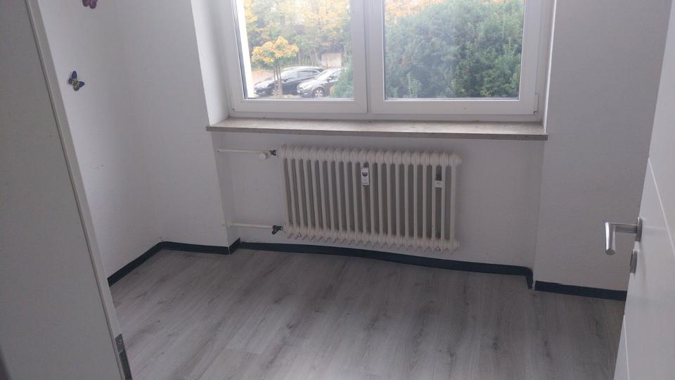 Etagenwohnung Würzburg Frauenland - 3 Zimmer, 80 m&sup2;, 1.100&euro; | Angebot:26381384