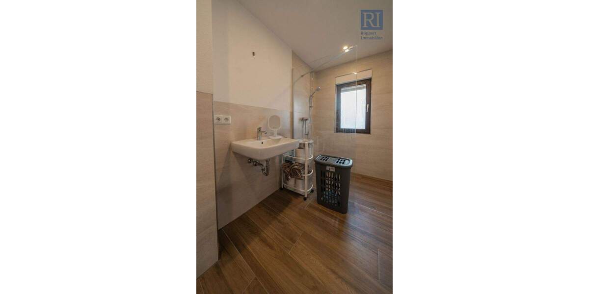 Doppelhaushälfte Würzburg Heidingsfeld - 4 Zimmer, 104 m&sup2;, 299.000&euro; | Angebot:25927657