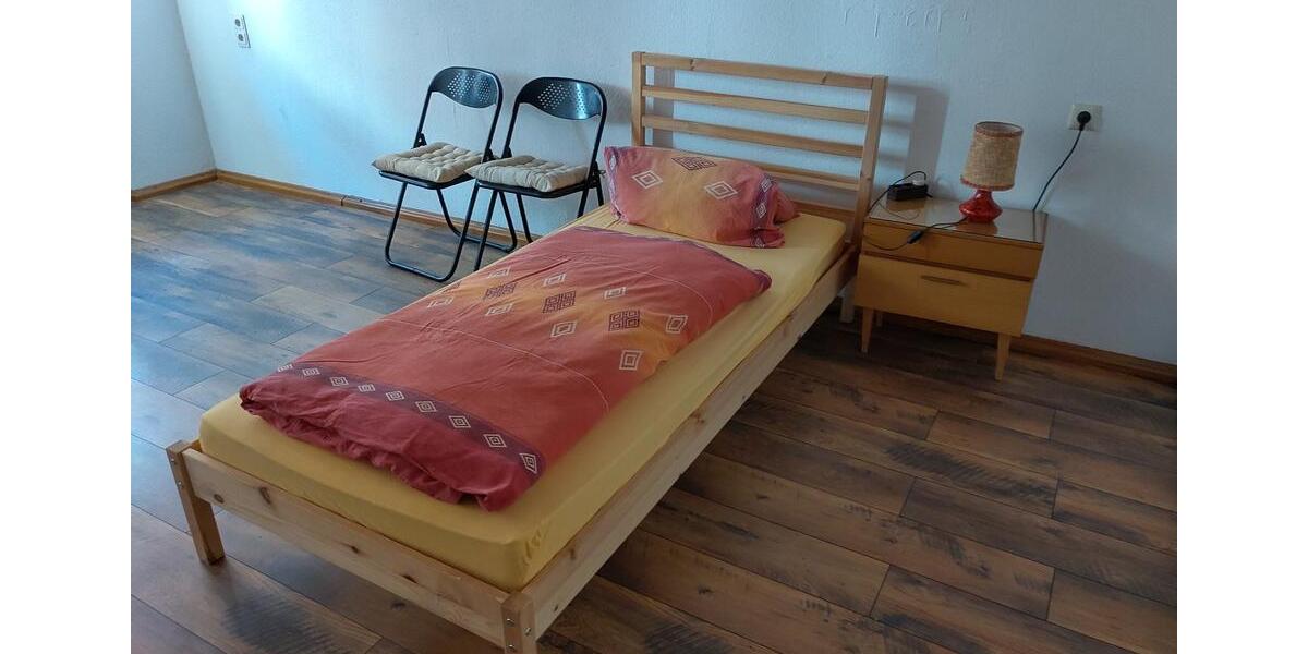 Etagenwohnung Würzburg Sanderau - 5 Zimmer, 134 m&sup2;, 440&euro; | Angebot:25752183