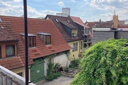 Haus Zell a. Main - 9 Zimmer, 229 m&sup2;, 385.000&euro; | Angebot:26486773