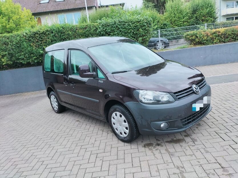 VW Caddy 160.217 km 9.999 € Eisingen 97249