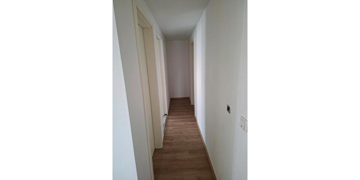 Erdgeschoßwohnung Bütthard - 3 Zimmer, 94 m&sup2;, 700&euro; | Angebot:26490371