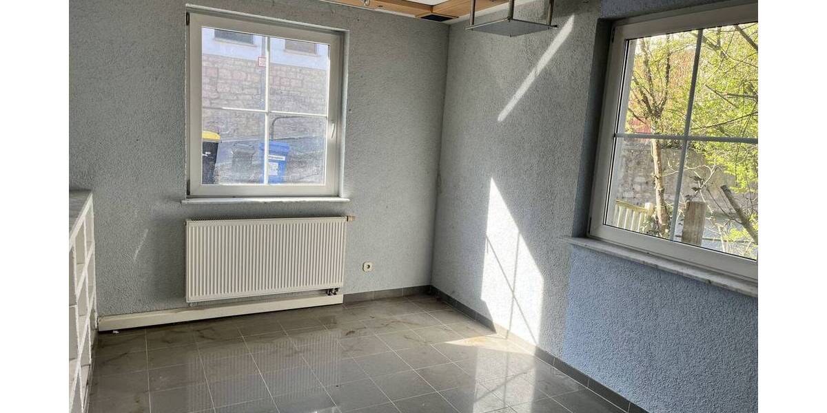 Einfamilienhaus Grünsfeld Grünsfeld-Hausen - 3 Zimmer, 86 m&sup2;, 90.000&euro; | Angebot:26585742