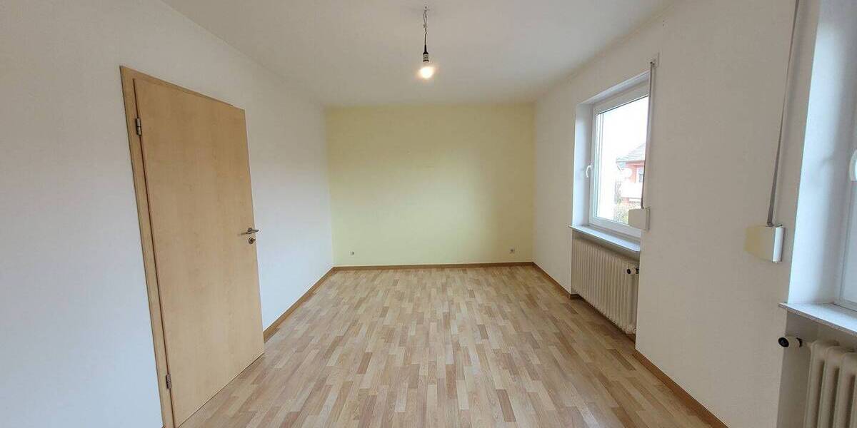 Reihenmittelhaus Giebelstadt - 4 Zimmer, 101 m&sup2;, 399.000&euro; | Angebot:26306286