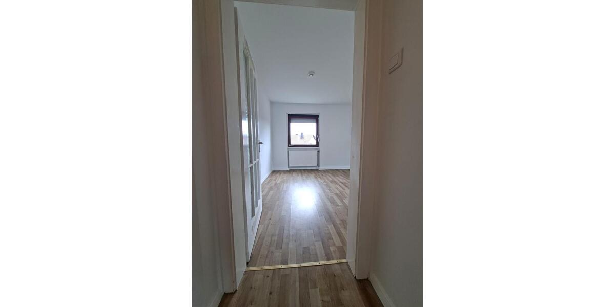 Etagenwohnung Ochsenfurt - 3 Zimmer, 55 m&sup2;, 599&euro; | Angebot:26633298