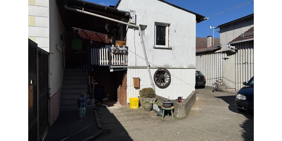 Einfamilienhaus Neubrunn - 6 Zimmer, 120 m&sup2;, 195.000&euro; | Angebot:26614656