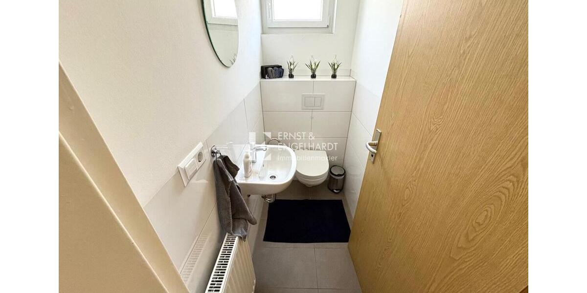 Erdgeschoßwohnung Kitzingen - 5 Zimmer, 112 m&sup2;, 1.100&euro; | Angebot:25905183