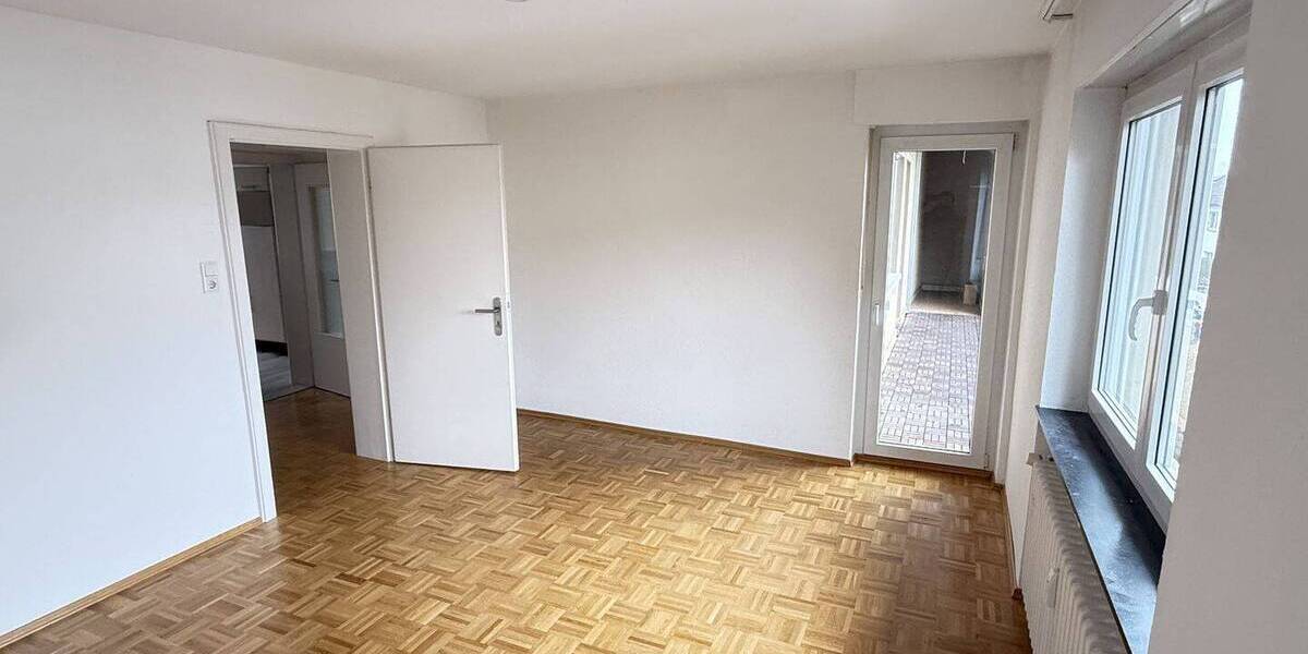 Etagenwohnung Höchberg - 4 Zimmer, 95 m&sup2;, 299.000&euro; | Angebot:25984866