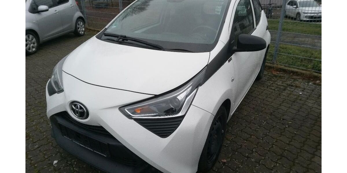 Toyota Aygo (X) 73.506 km 7.990 € Würzburg-Estenfeld 97230