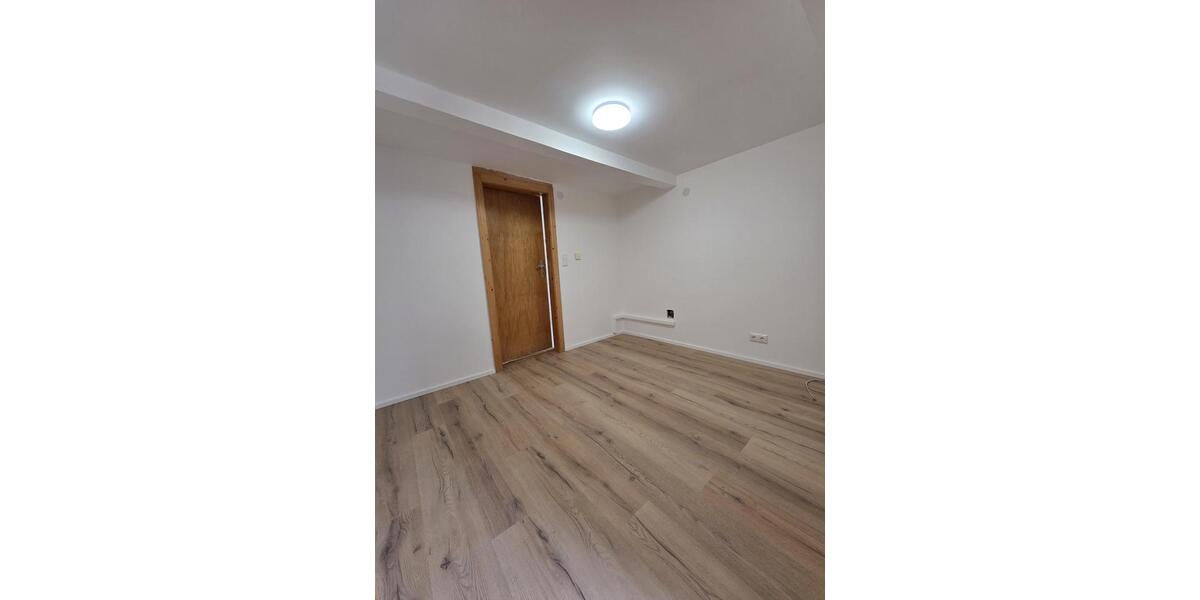 Maisonettenwohnung Arnstein - 5 Zimmer, 125 m&sup2;, 1.200&euro; | Angebot:26553721