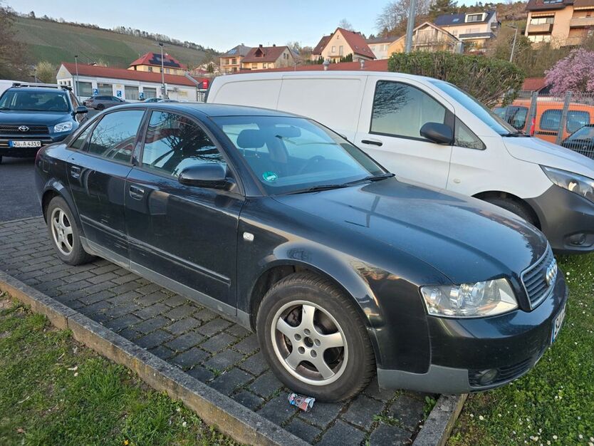 Audi A4 185.000 km 600 € Randersacker 97236