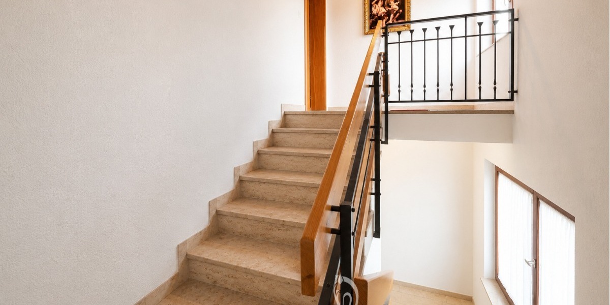 Großzügiges Zwei- bis Dreifamilienhaus mit Garten, ausgebautem Untergeschoss und Ausbaupotenzial. - Zweifamilienhaus Zell am Main | Angebot:26876421