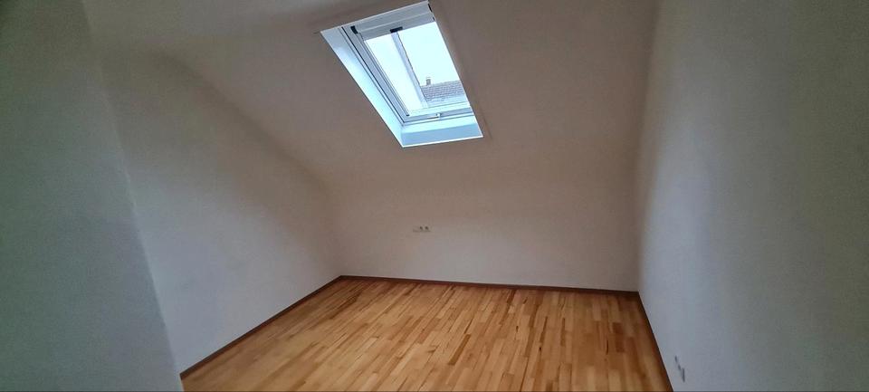 Etagenwohnung Tauberbischofsheim - 3 Zimmer, 65 m&sup2;, 600&euro; | Angebot:25900844