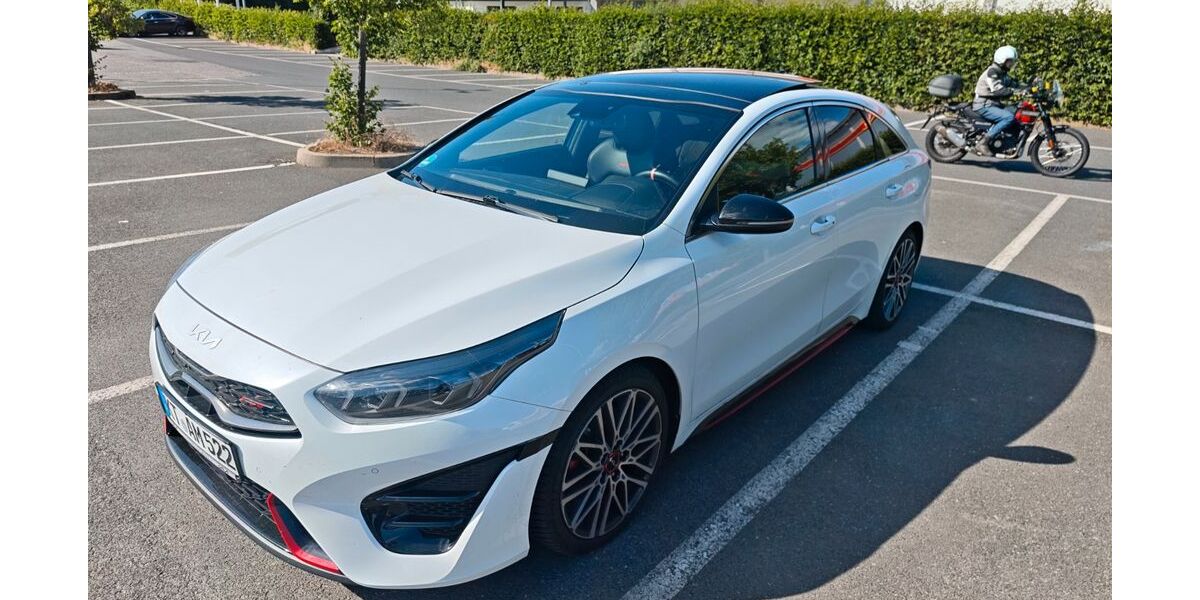 Kia pro ceed / ProCeed 81.300 km 22.400 &euro; Kitzingen 97318