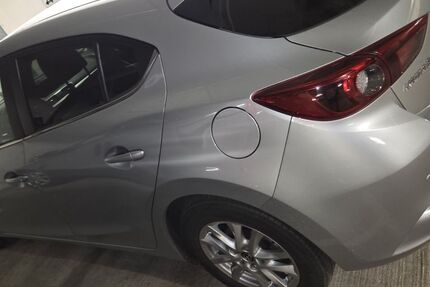 Mazda 3 76.000 km 13.900 € Würzburg 97072