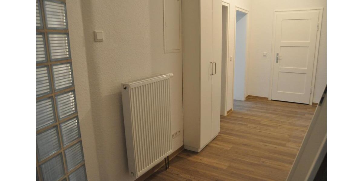 Erdgeschoßwohnung Würzburg Sanderau - 3 Zimmer, 104 m&sup2;, 1.105&euro; | Angebot:26326264