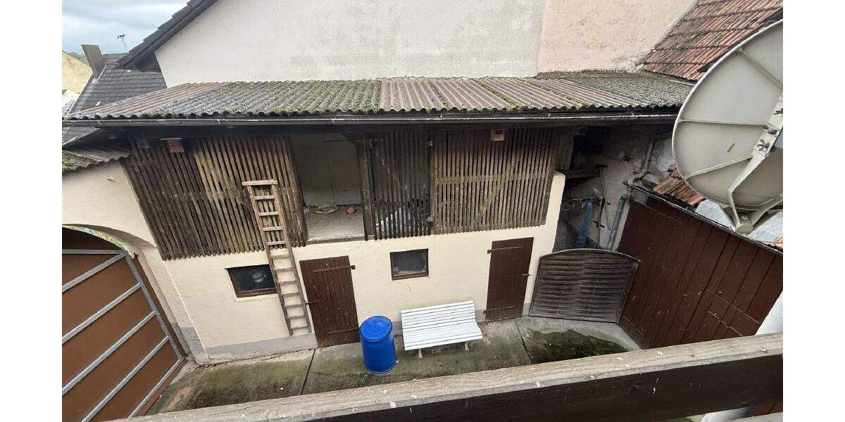 Mehrfamilienhaus, Wohnhaus Werbach - 7 Zimmer, 135 m&sup2;, 135.000&euro; | Angebot:25802708