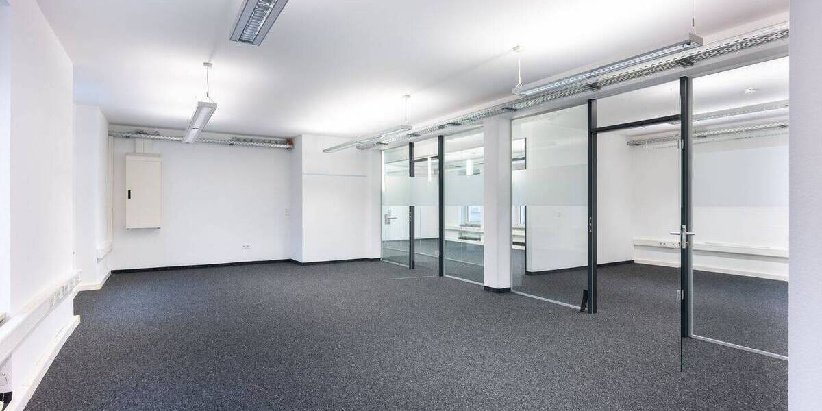 Gewerbeobjekt Würzburg Frauenland - 4 Zimmer, 150 m&sup2;, 1.718&euro; | Angebot:25682356