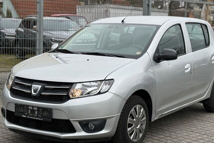 Dacia Sandero 71.674 km 4.690 &euro; Würzburg 97076
