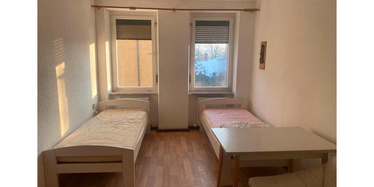 Etagenwohnung Zell am Main - 4 Zimmer, 75 m&sup2;, 1.350&euro; | Angebot:26112465