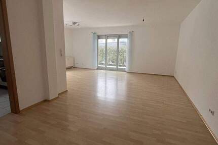Wohnung Höchberg - 2 Zimmer, 72 m&sup2;, 330.000&euro; | Angebot:25670674