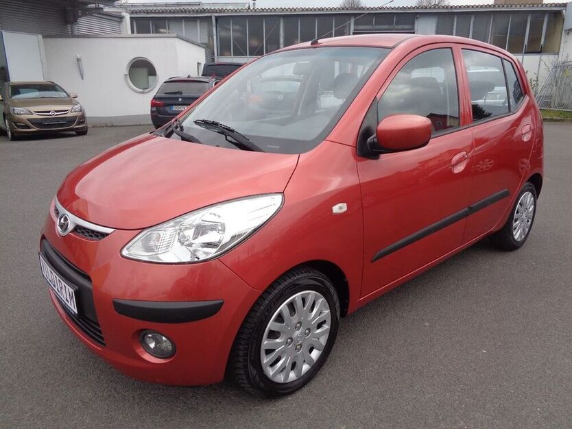 i10