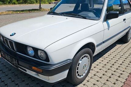 BMW 318 15.900 km 19.499 &euro; Waldbüttelbrunn 97297