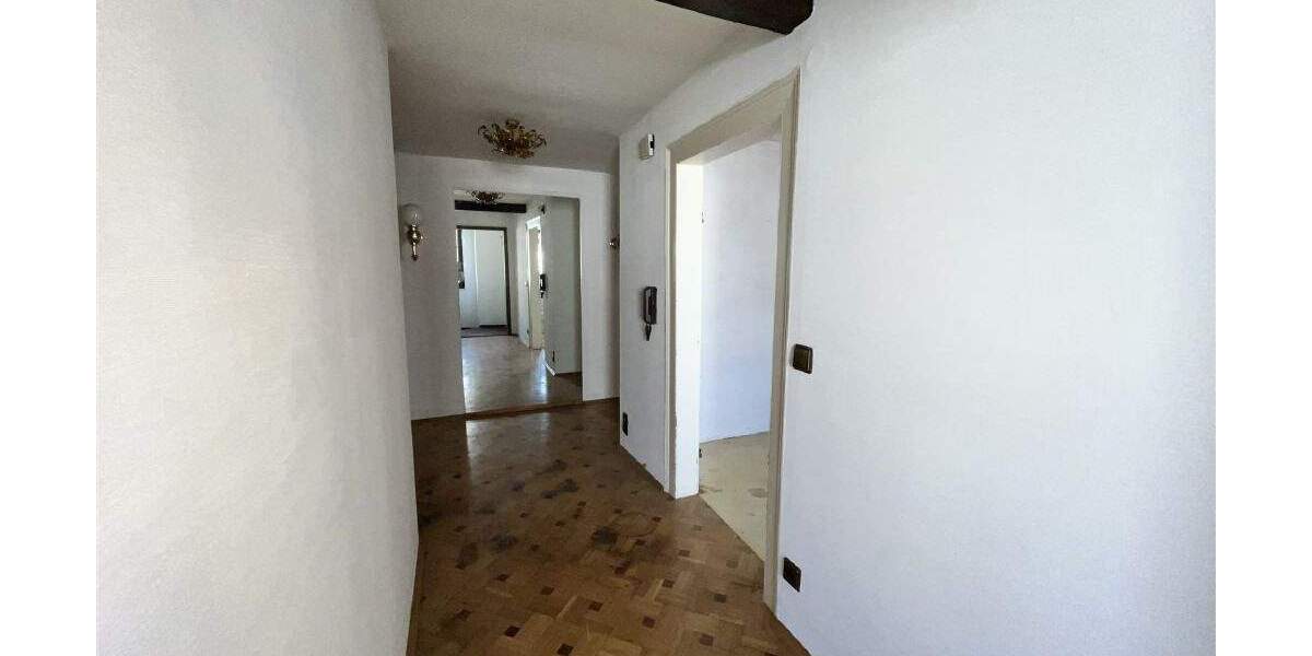Mehrfamilienhaus, Wohnhaus Tauberbischofsheim - 8 Zimmer, 300 m&sup2;, 192.500&euro; | Angebot:25706844
