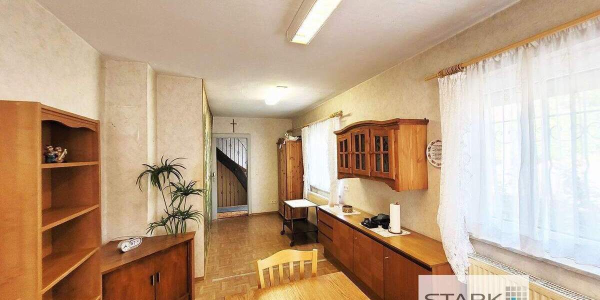 Mehrfamilienhaus, Wohnhaus Kirchheim - 7 Zimmer, 264.000&euro; | Angebot:26512826