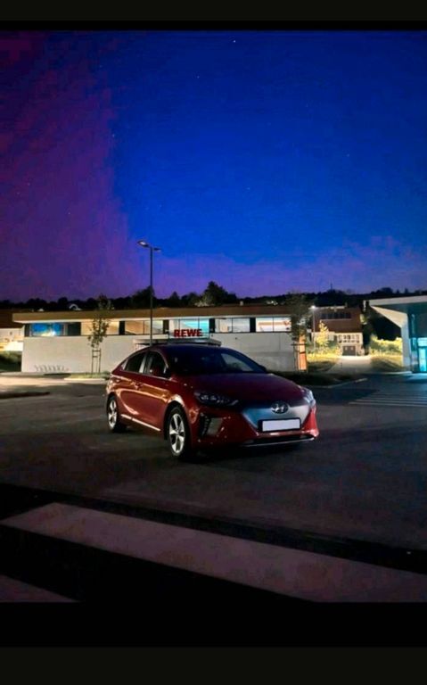 IONIQ