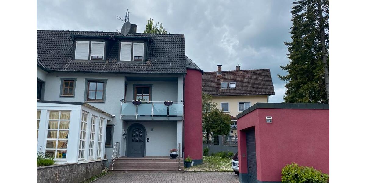 Doppelhaushälfte Estenfeld - 12 Zimmer, 199 m&sup2;, 599.999&euro; | Angebot:26719233