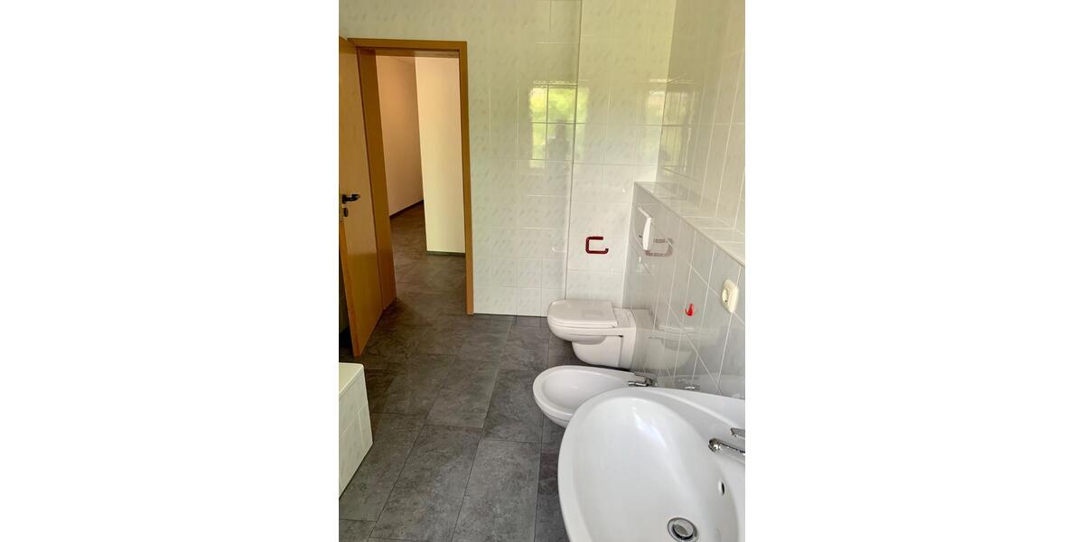 Etagenwohnung Volkach - 3 Zimmer, 91 m&sup2;, 335.000&euro; | Angebot:27208383