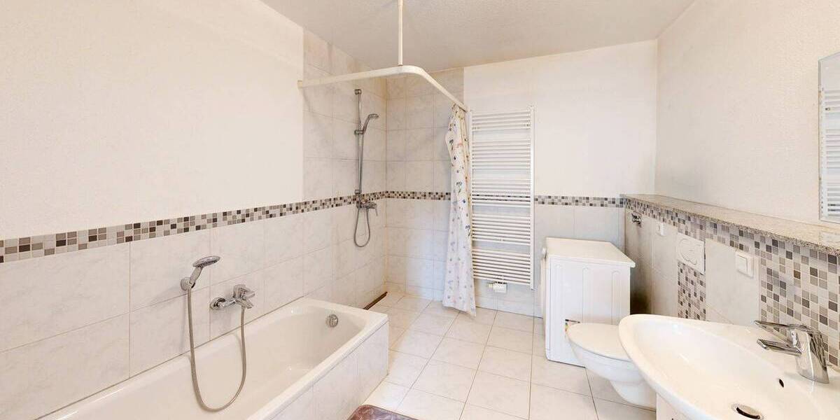 Etagenwohnung Marktbreit - 2 Zimmer, 90 m&sup2;, 298.000&euro; | Angebot:26642235