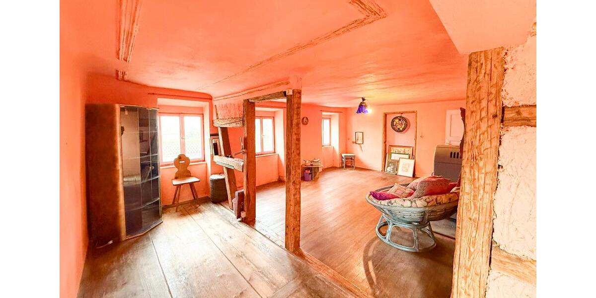 Bauernhaus, Landhaus Gaukönigshofen - 5.5 Zimmer, 180 m&sup2;, 89.000&euro; | Angebot:25964684