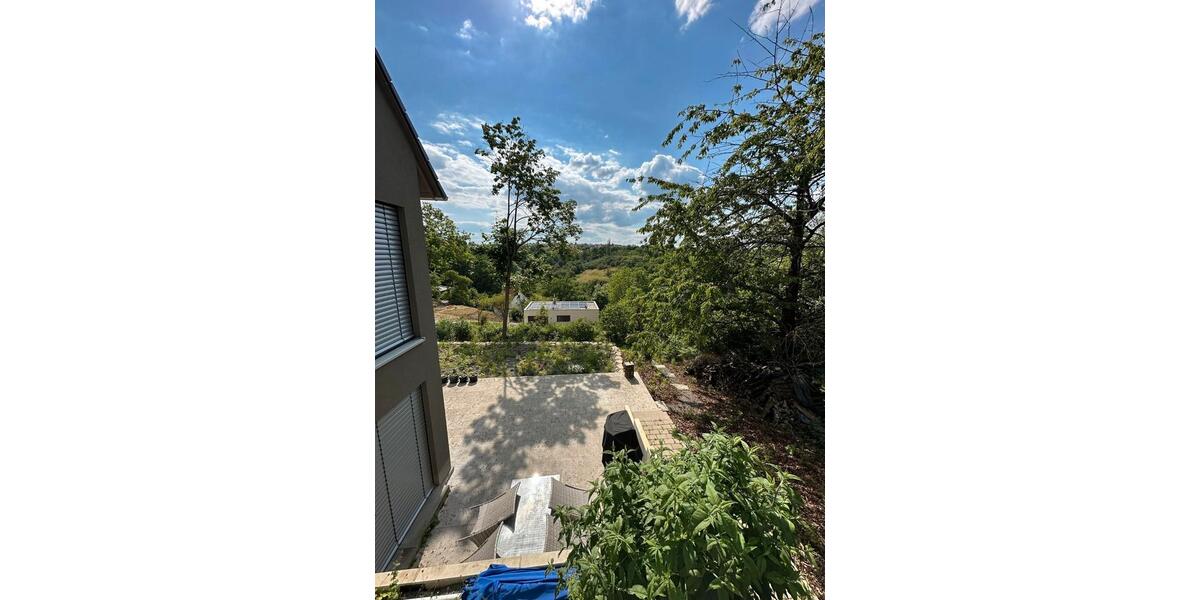 Doppelhaushälfte Gerbrunn - 3 Zimmer, 120 m&sup2;, 1.650&euro; | Angebot:26672621
