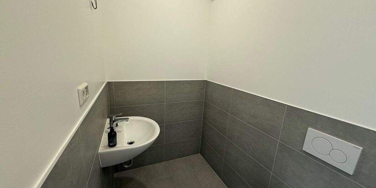 Gewerbeobjekt Kitzingen Etwashausen - 1 Zimmer, 30 m&sup2;, 400&euro; | Angebot:26376507